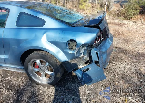 2005 Ford Mustang Gt Deluxe/Gt Premium из США, поврежденный, VIN 1ZVFT82H255212408